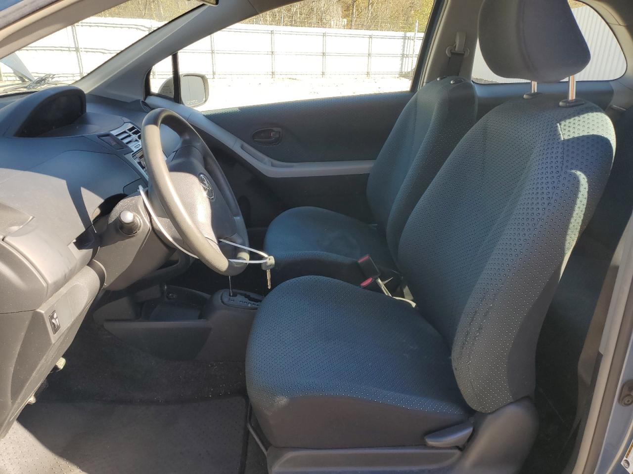 2008 TOYOTA YARIS photo 7
