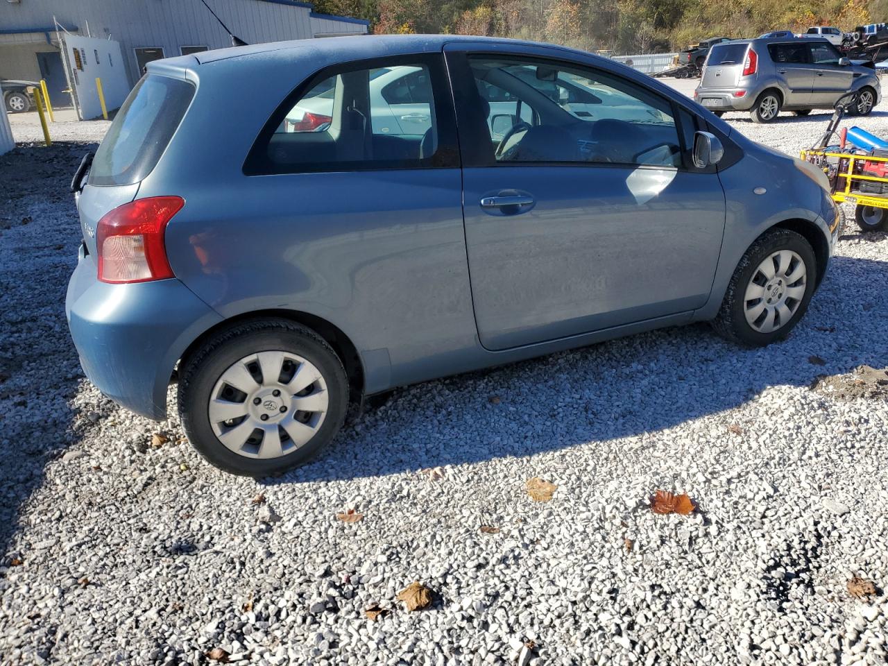 2008 TOYOTA YARIS photo 3