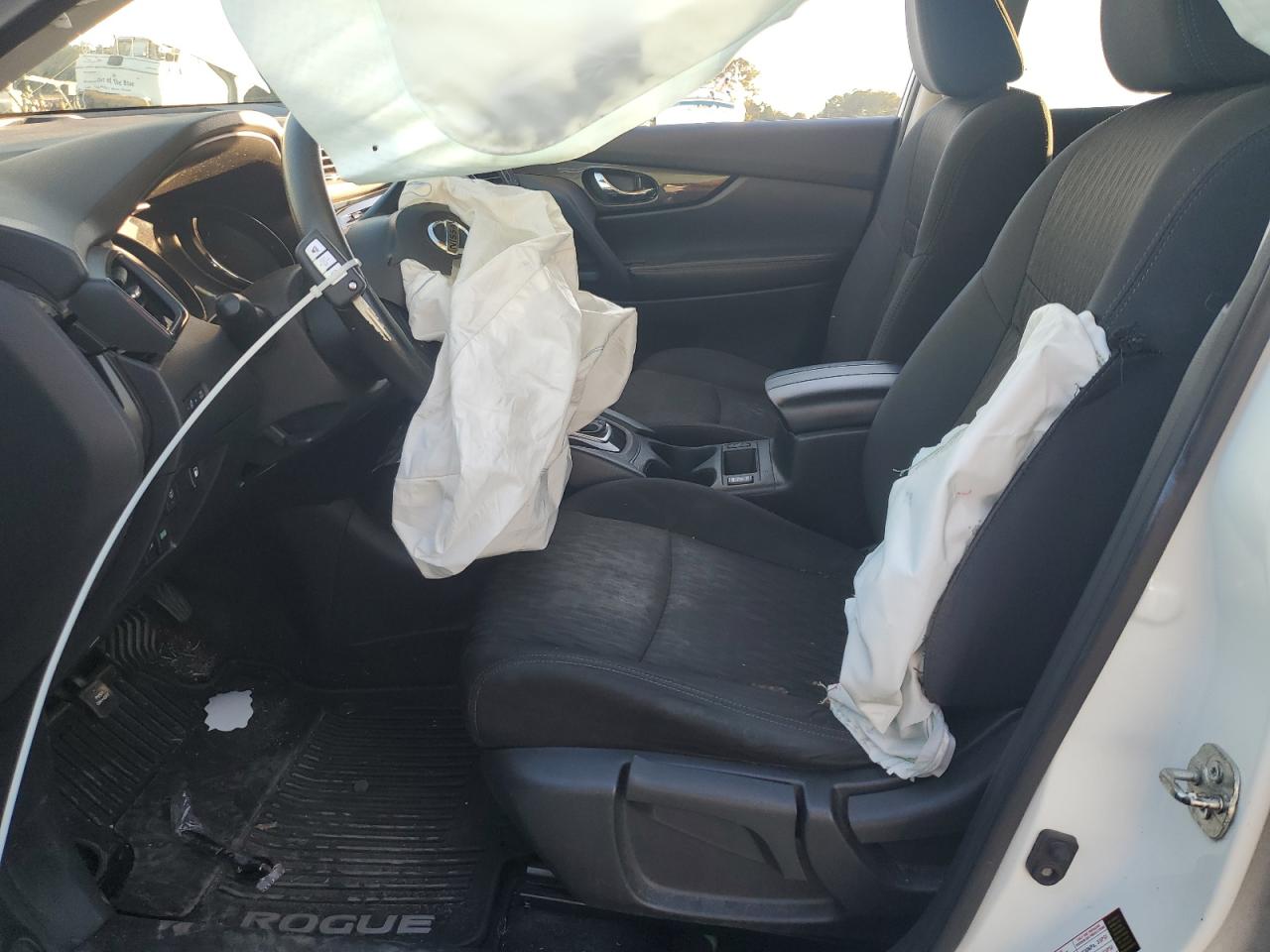 2019 NISSAN ROGUE S photo 7