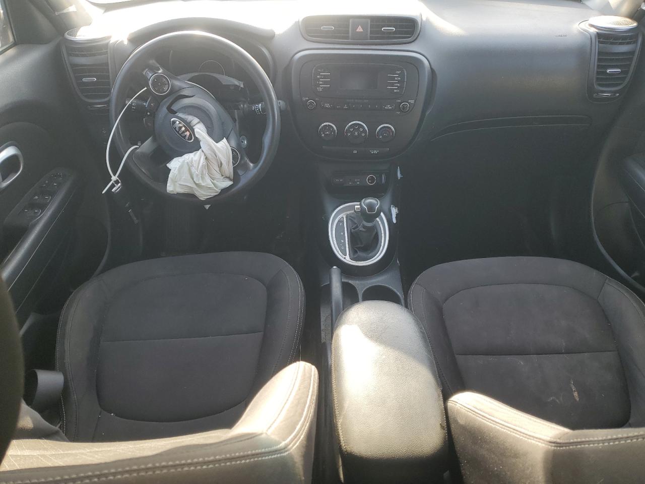 2015 KIA SOUL photo 8