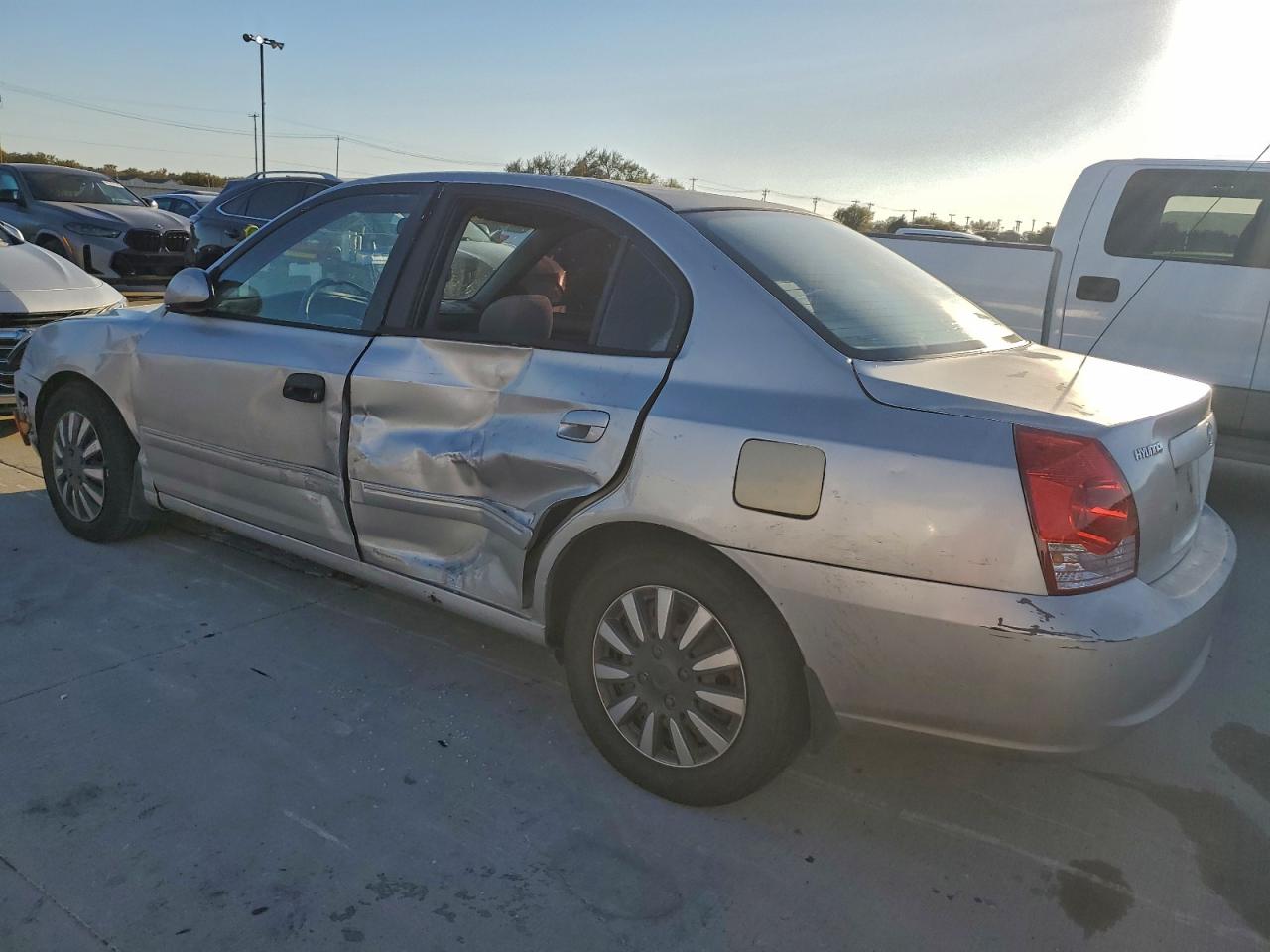 2005 HYUNDAI ELANTRA GLS photo 3
