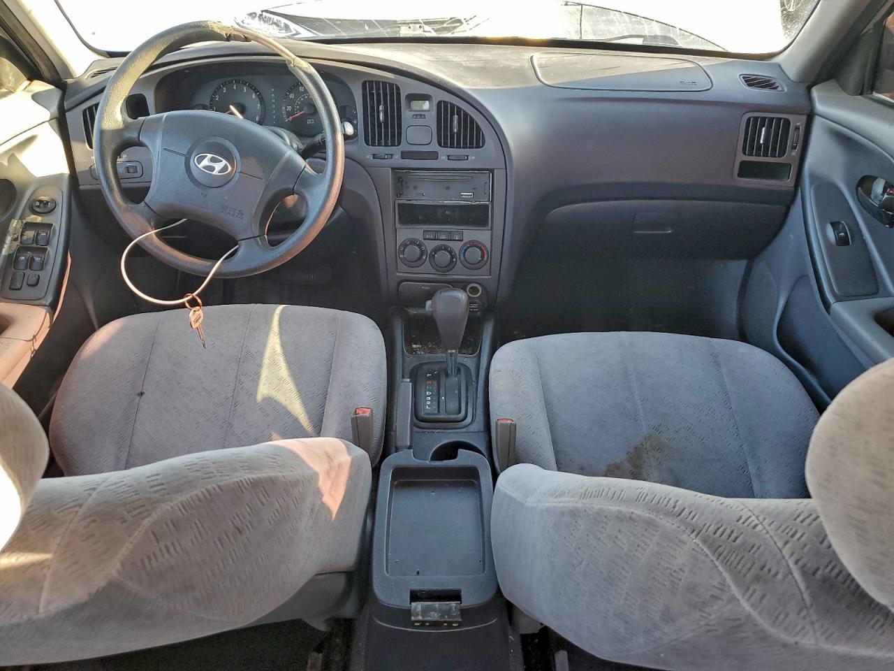 2005 HYUNDAI ELANTRA GLS photo 15