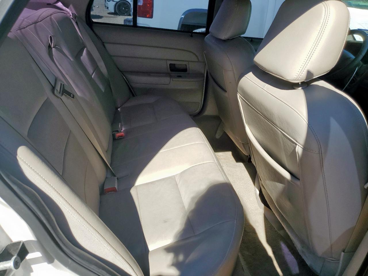 2006 FORD CROWN VICTORIA LX photo 10