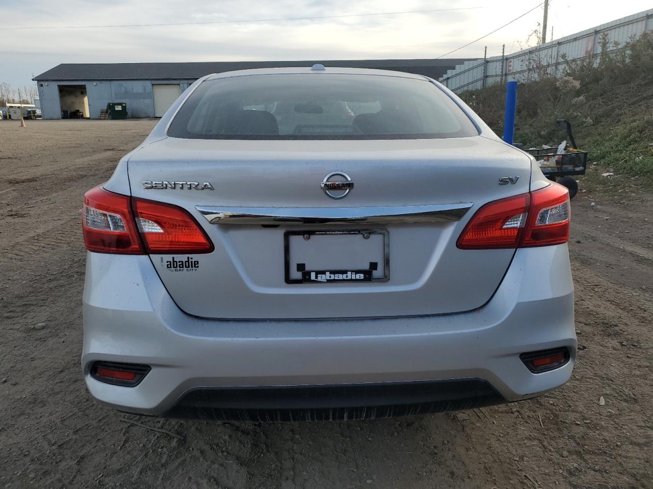 2018 NISSAN SENTRA S photo 11