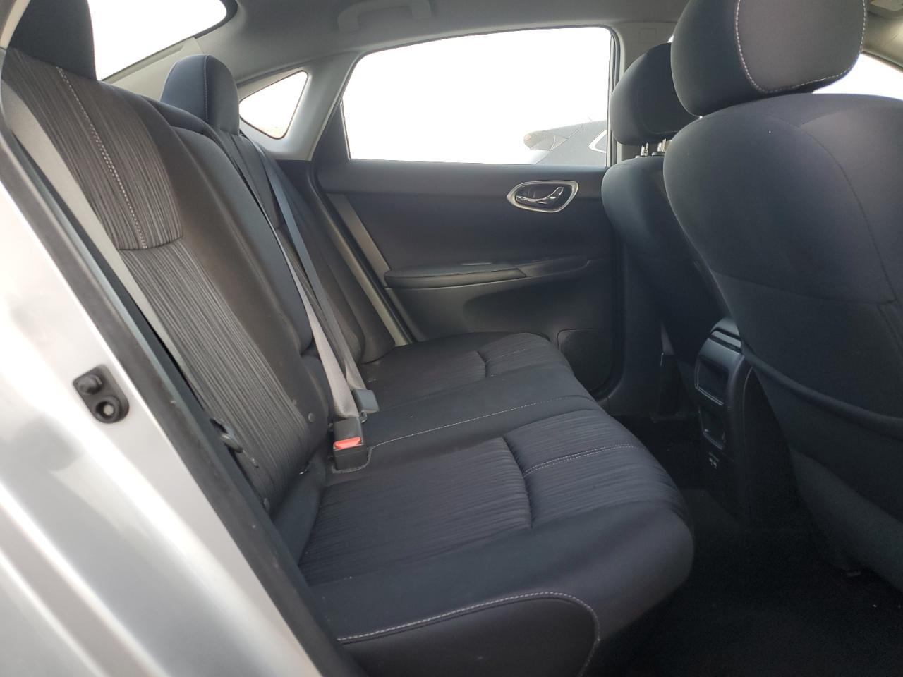 2018 NISSAN SENTRA S photo 19