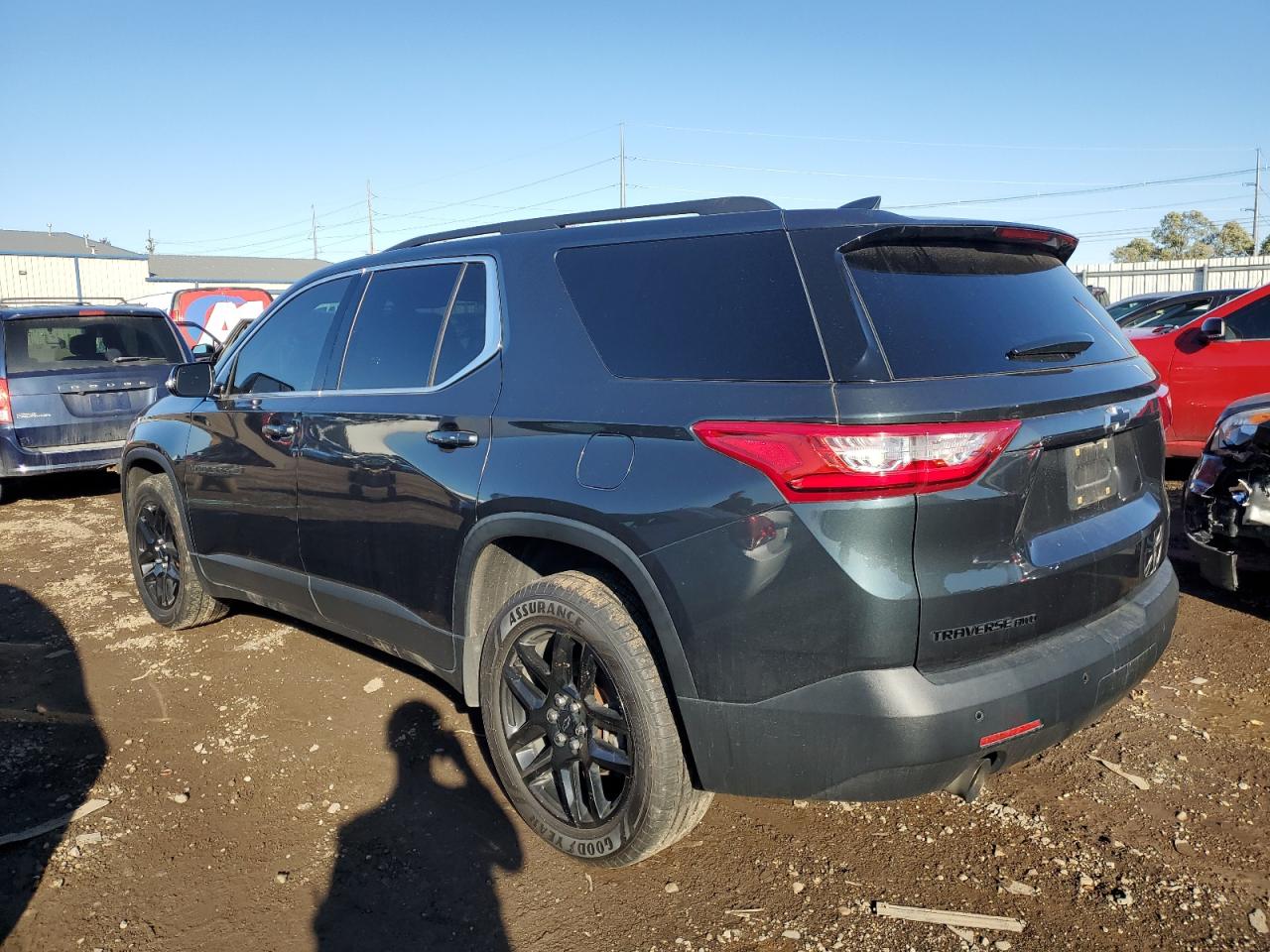 2019 CHEVROLET TRAVERSE LT photo 4