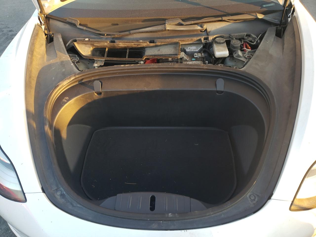 2018 TESLA MODEL 3 photo 21