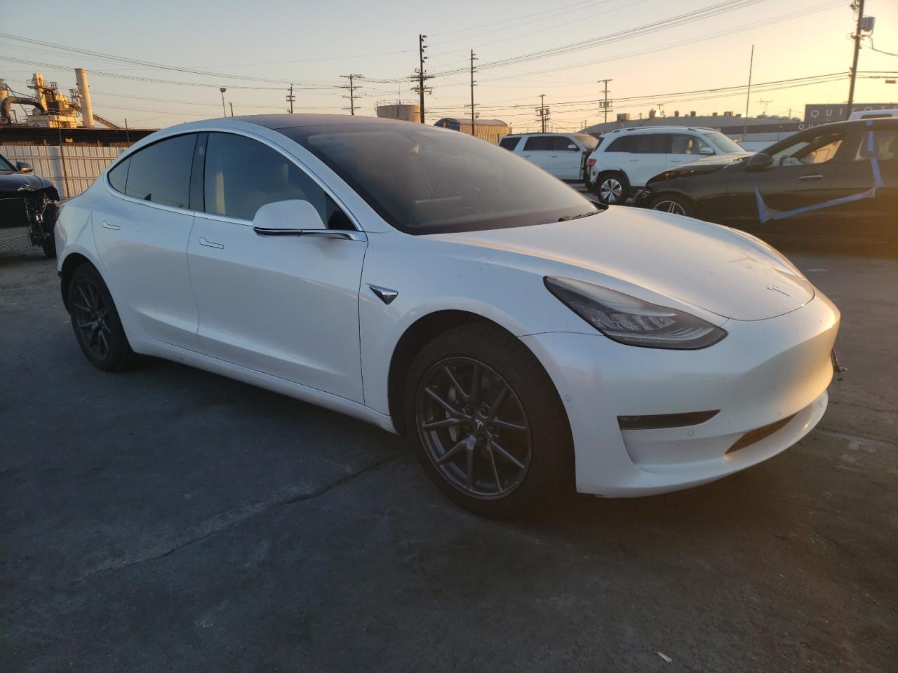 2018 TESLA MODEL 3 photo 7