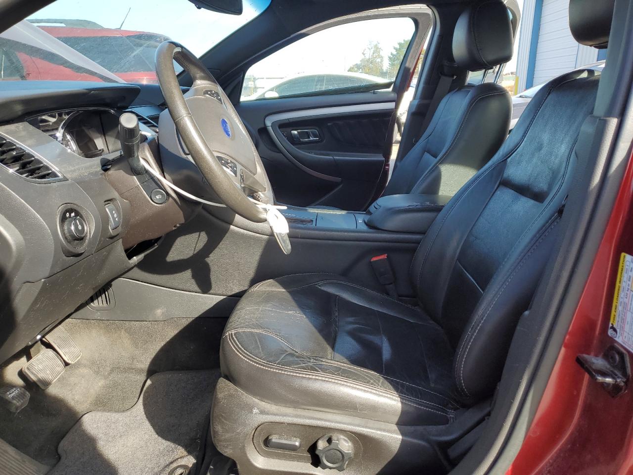 2015 FORD TAURUS photo 7