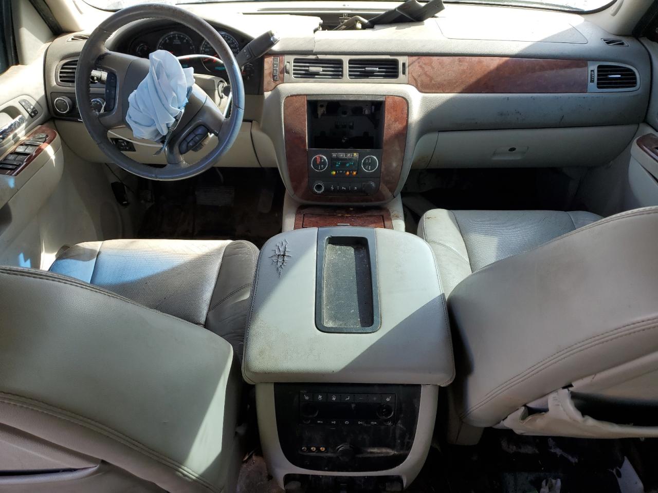 2011 CHEVROLET SUBURBAN K1500 LTZ photo 8
