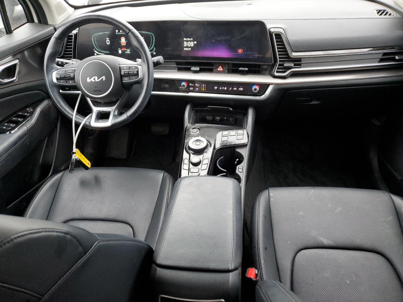 2023 KIA SPORTAGE EX photo 8