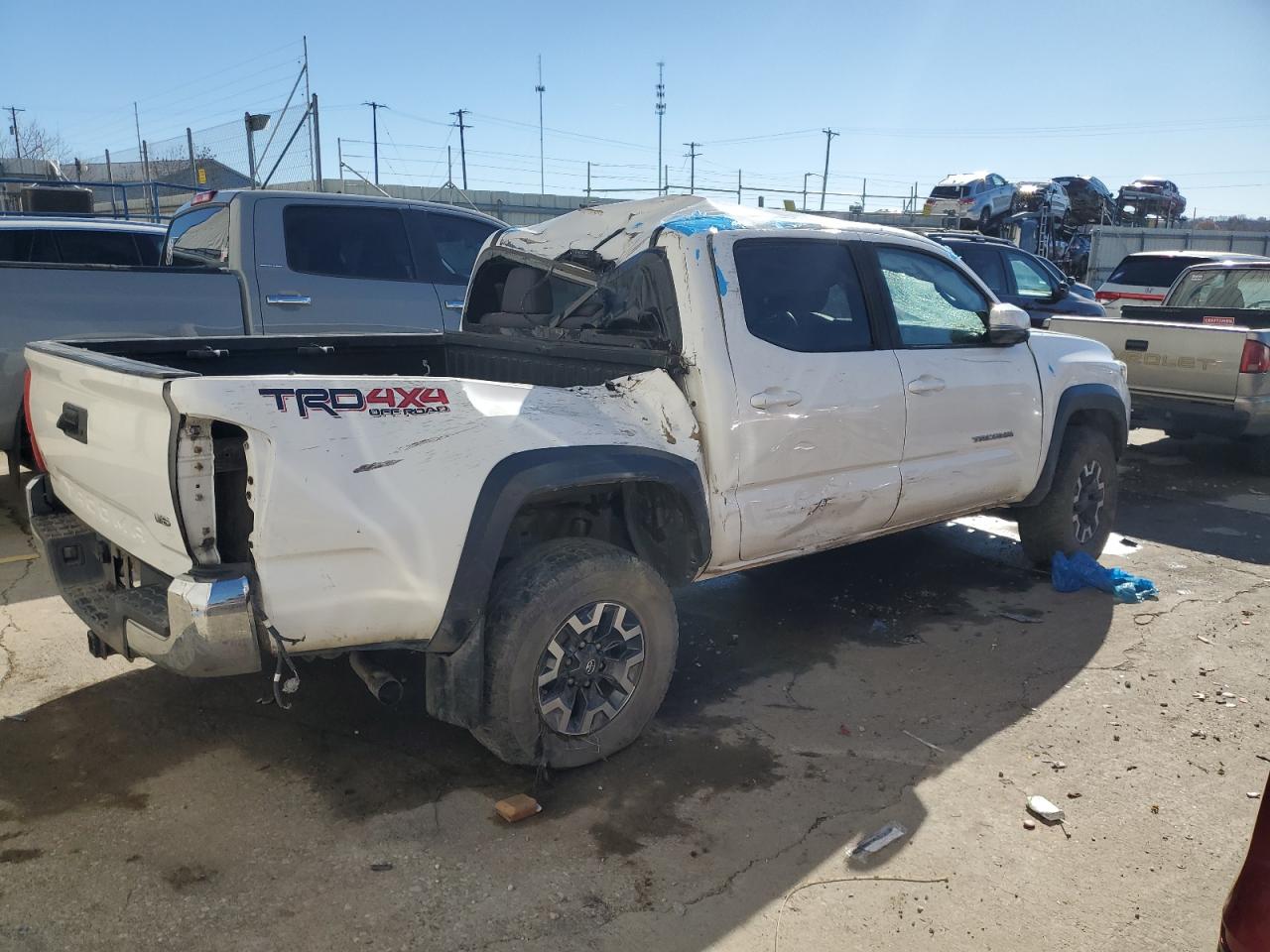 2019 TOYOTA TACOMA TRD OFF-ROAD photo 11