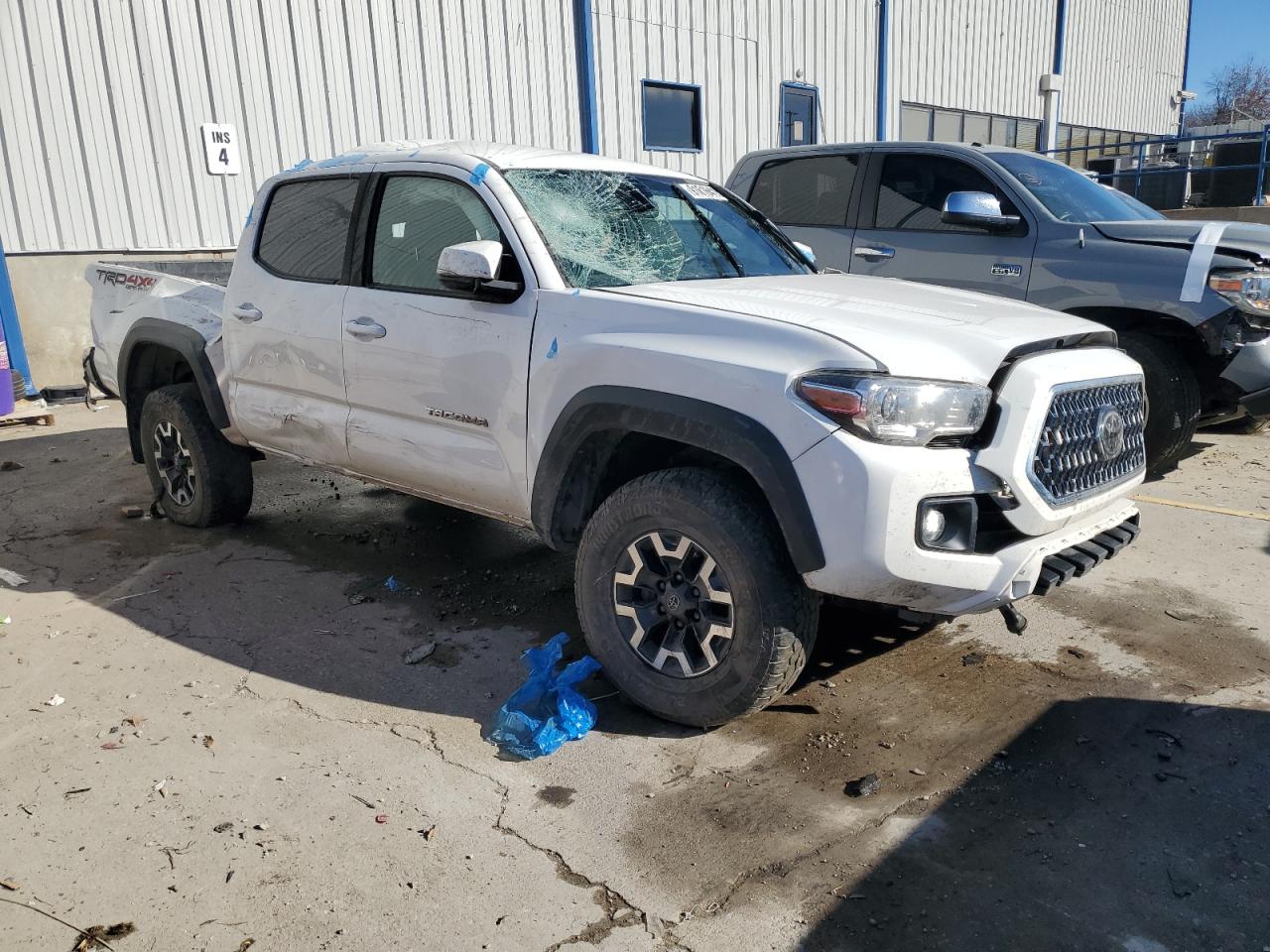 2019 TOYOTA TACOMA TRD OFF-ROAD photo 16