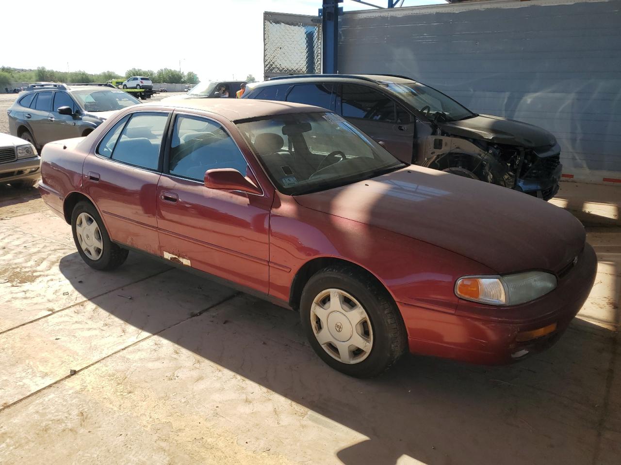 1995 TOYOTA CAMRY LE photo 10