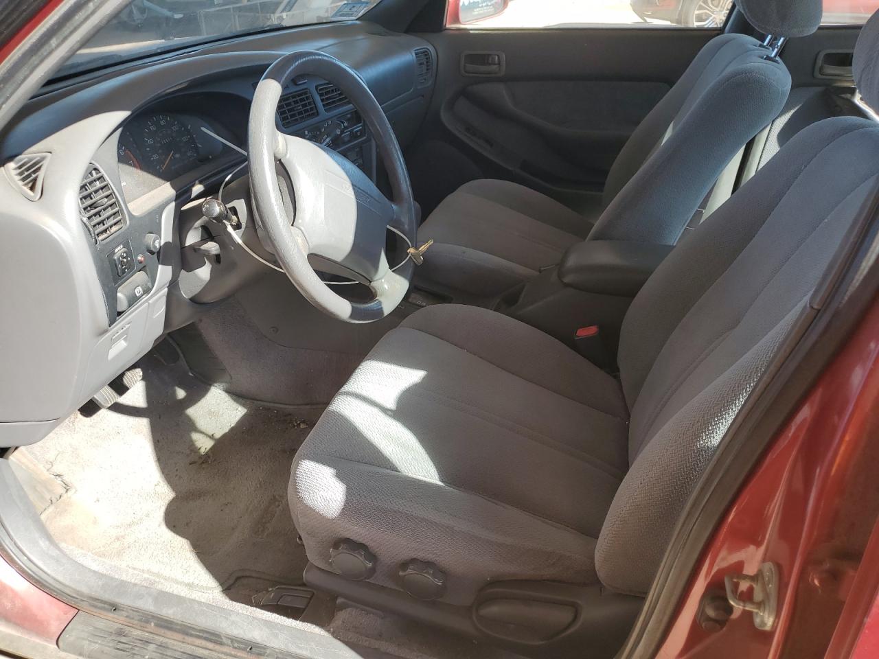 1995 TOYOTA CAMRY LE photo 19