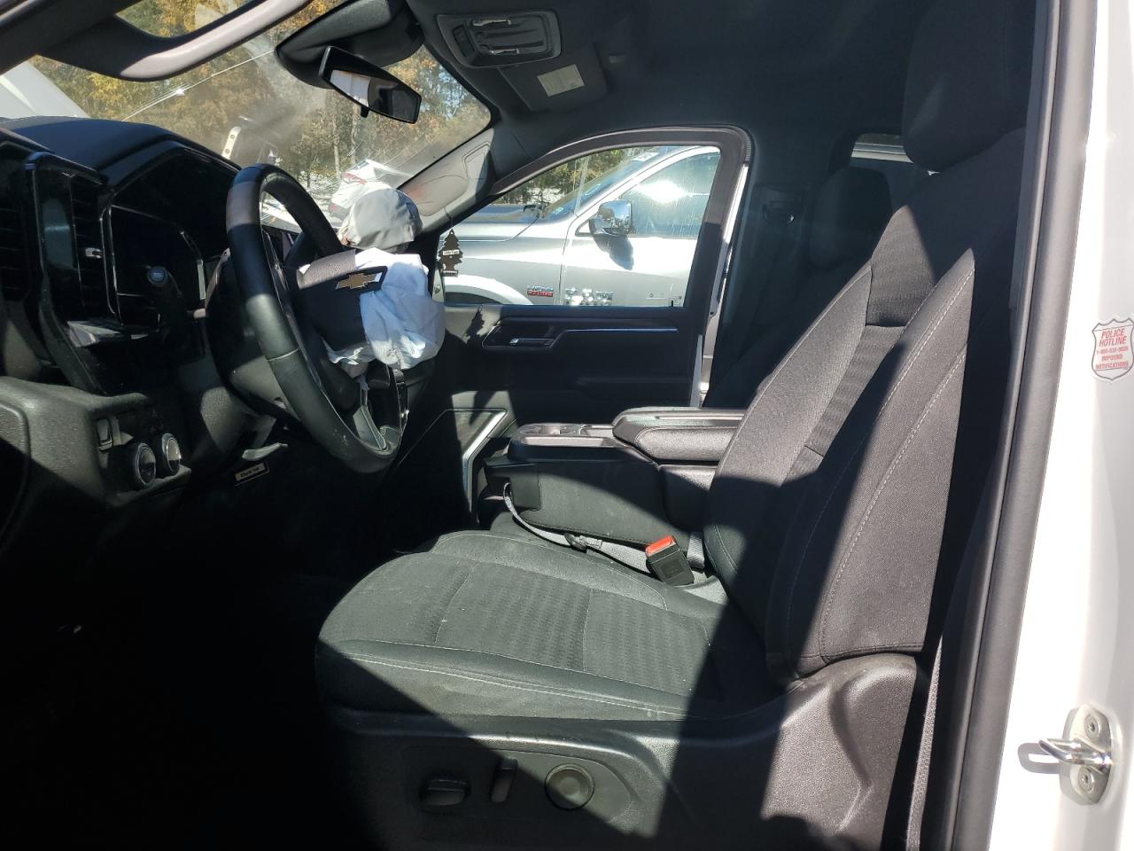 2024 CHEVROLET SILVERADO C1500 LT photo 7