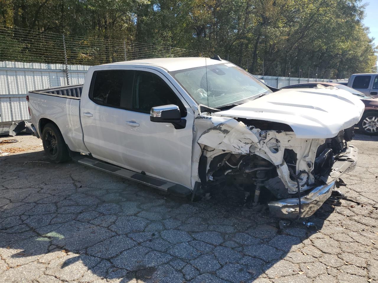 2024 CHEVROLET SILVERADO C1500 LT photo 4