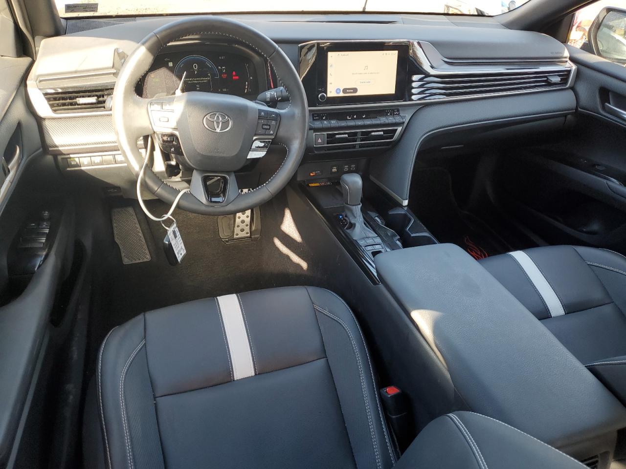 2025 TOYOTA CAMRY XSE photo 22