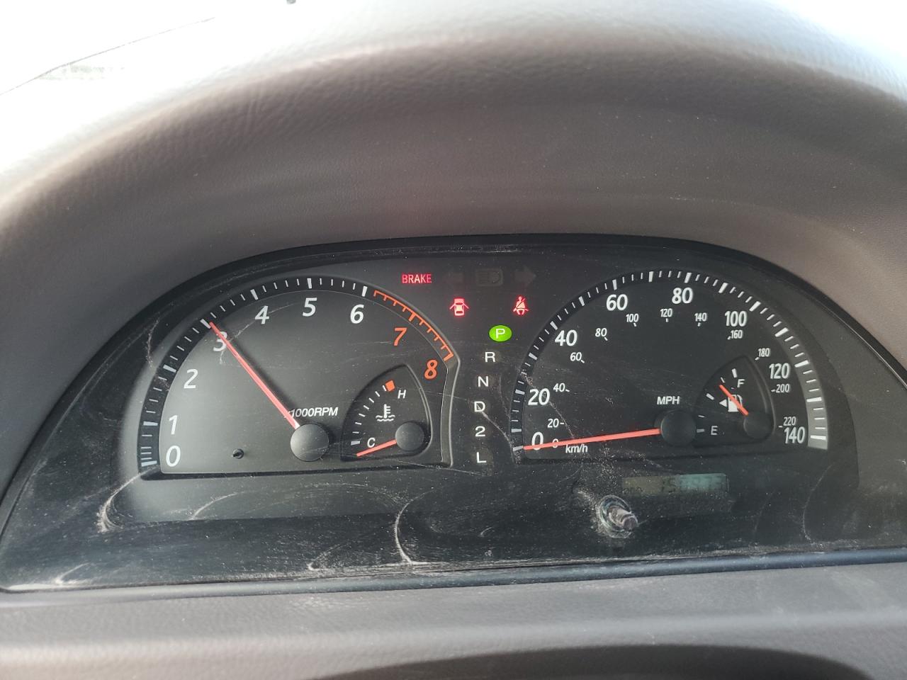 2002 TOYOTA CAMRY LE photo 9