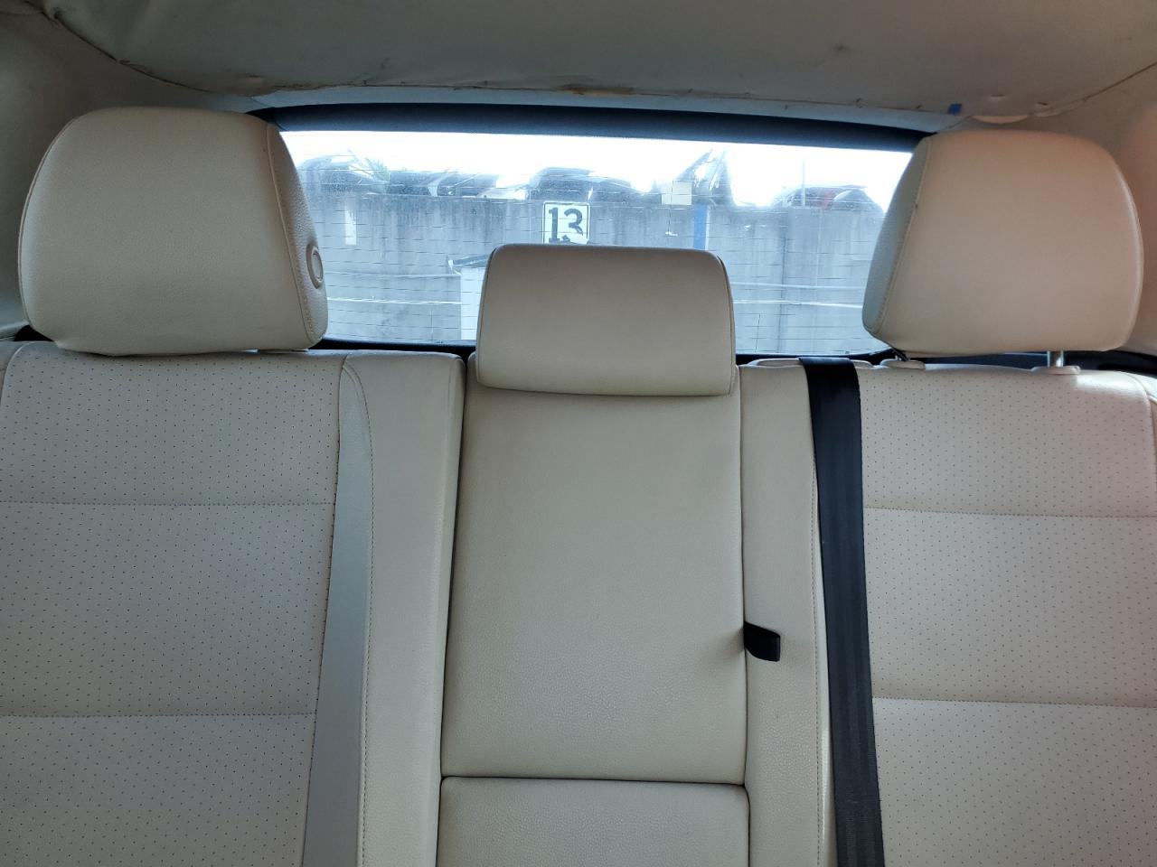2013 VOLKSWAGEN TIGUAN S photo 19