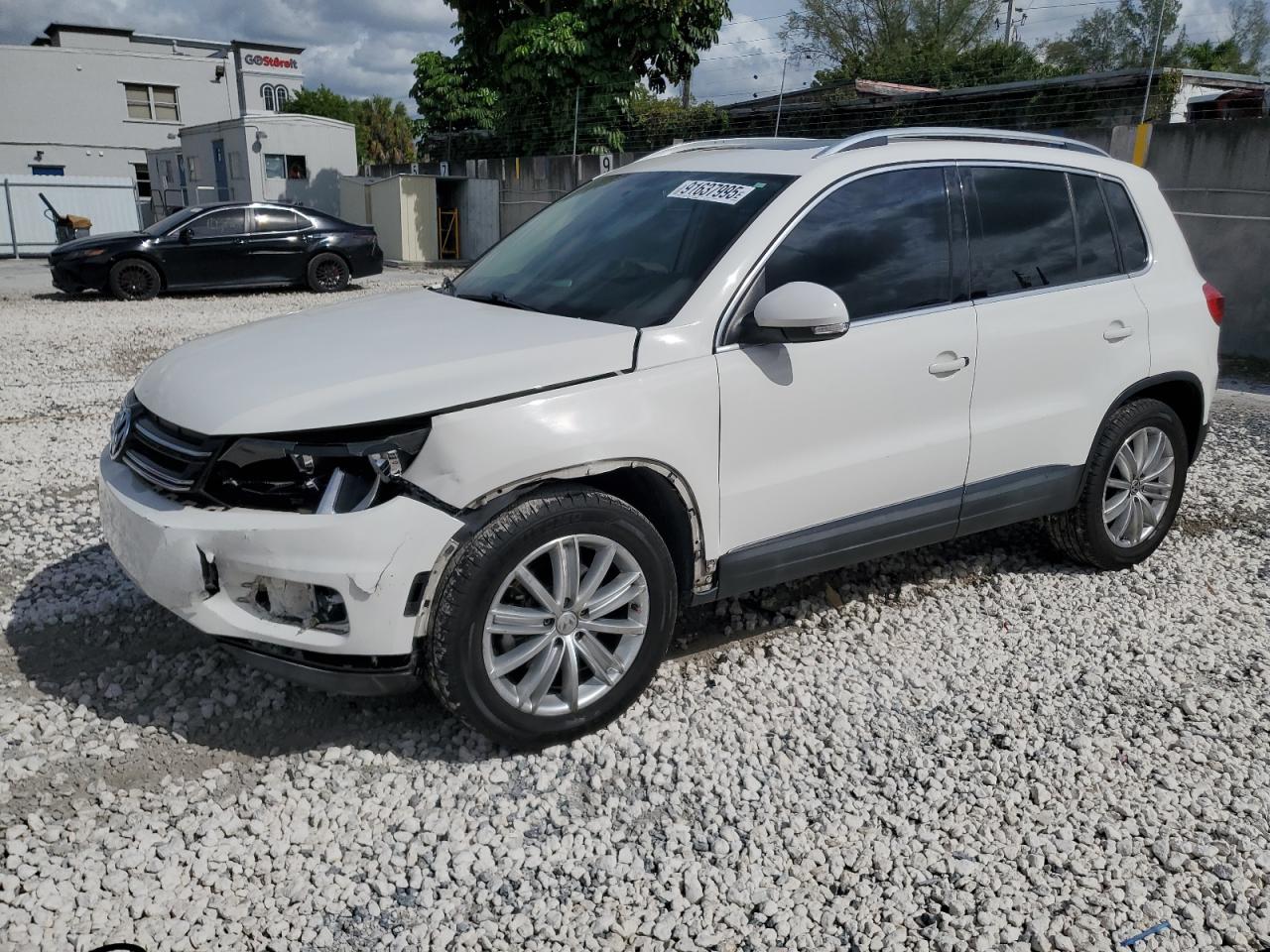 2013 VOLKSWAGEN TIGUAN