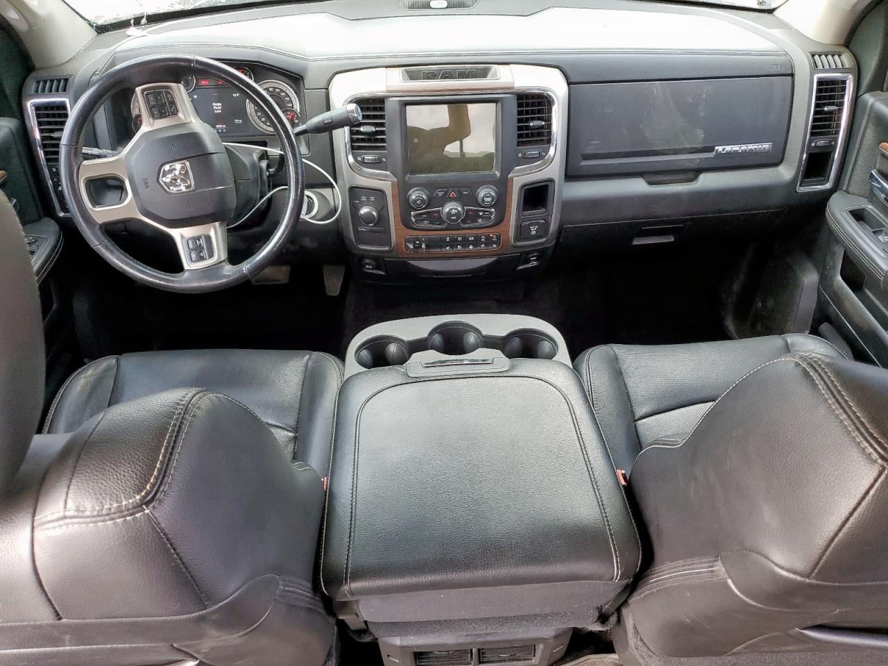 2016 RAM 2500 LARAMIE photo 8