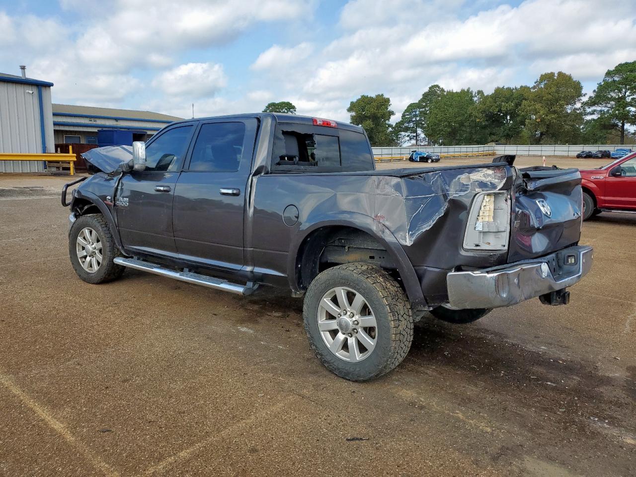 2016 RAM 2500 LARAMIE photo 2