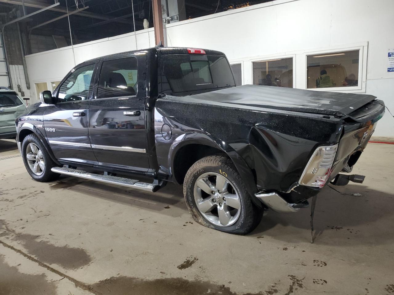 2014 RAM 1500 LARAMIE photo 2