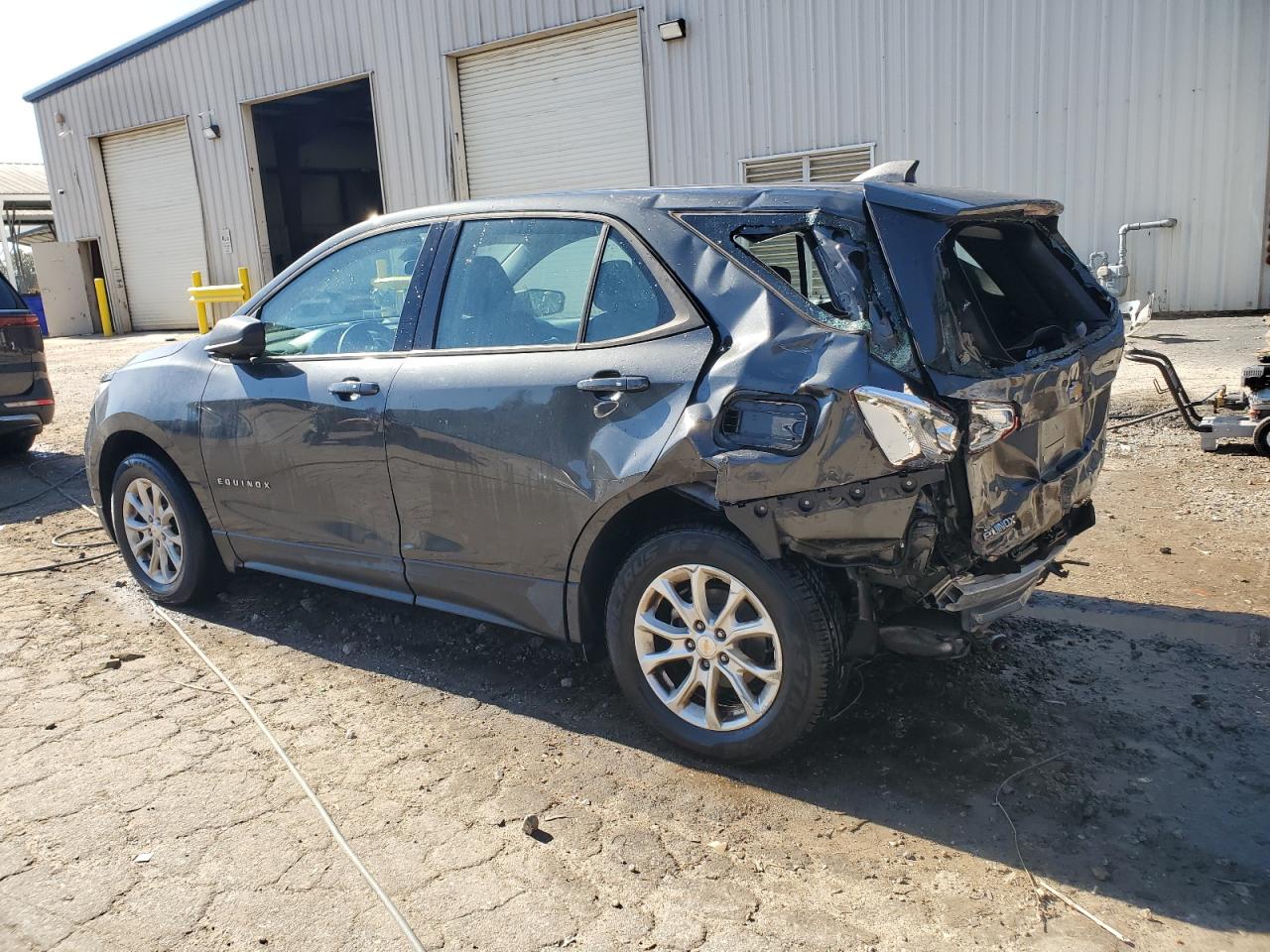 2018 CHEVROLET EQUINOX LS photo 3