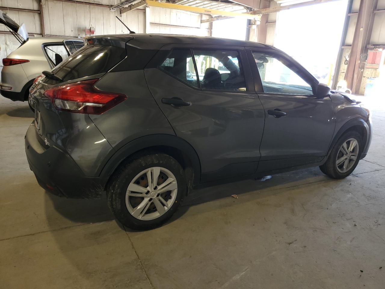 2020 NISSAN KICKS S photo 7