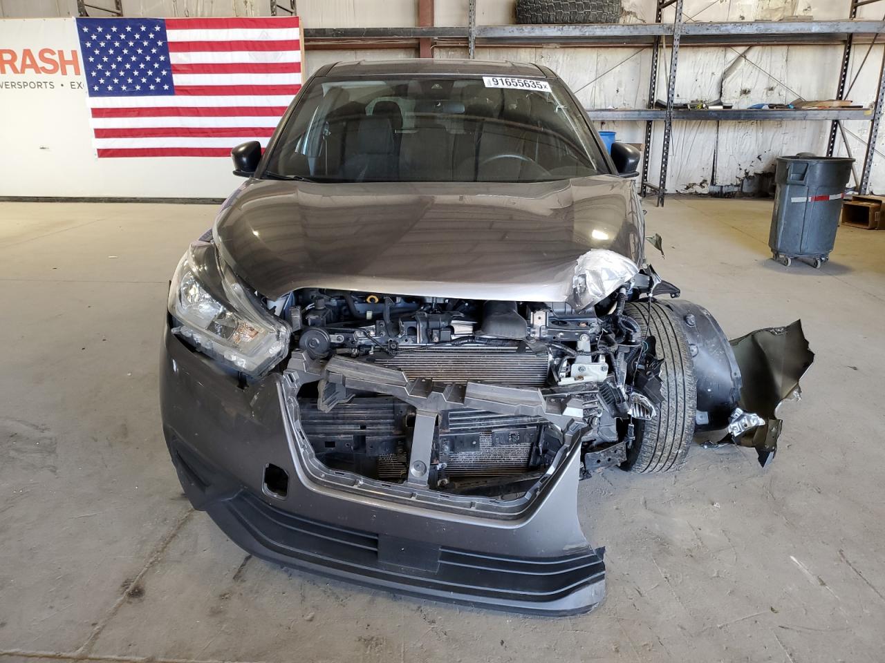2020 NISSAN KICKS S photo 13
