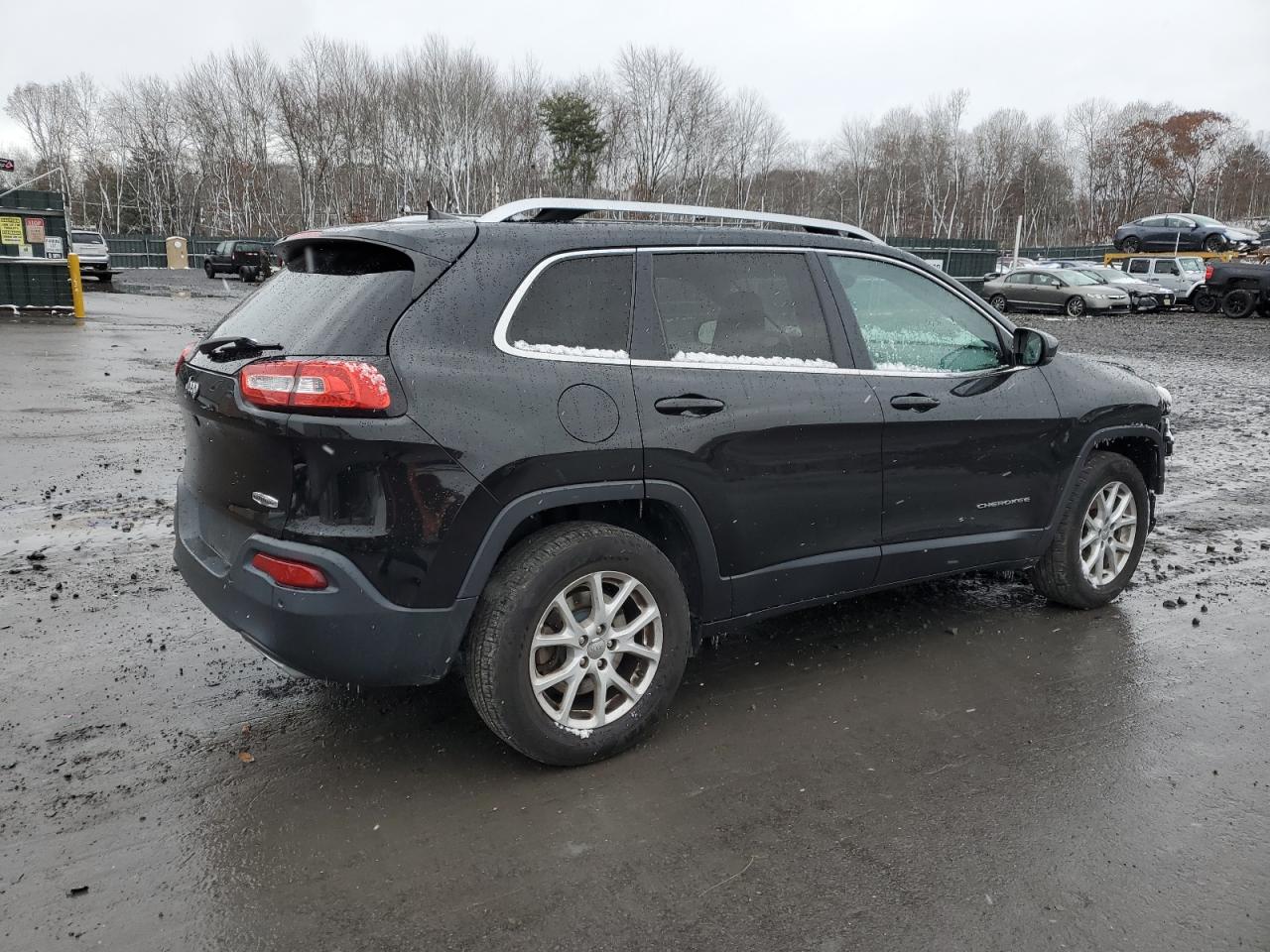 2016 JEEP CHEROKEE LATITUDE photo 5