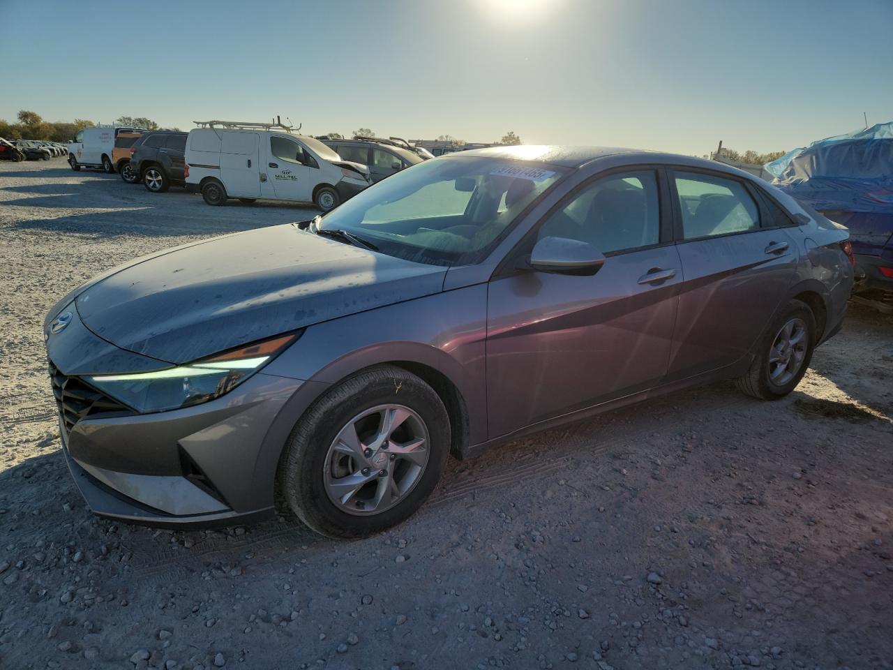 2023 HYUNDAI ELANTRA SE photo 2