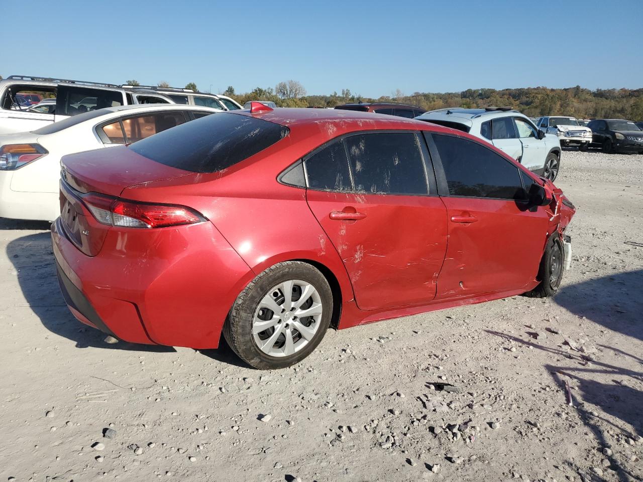 2021 TOYOTA COROLLA LE photo 3