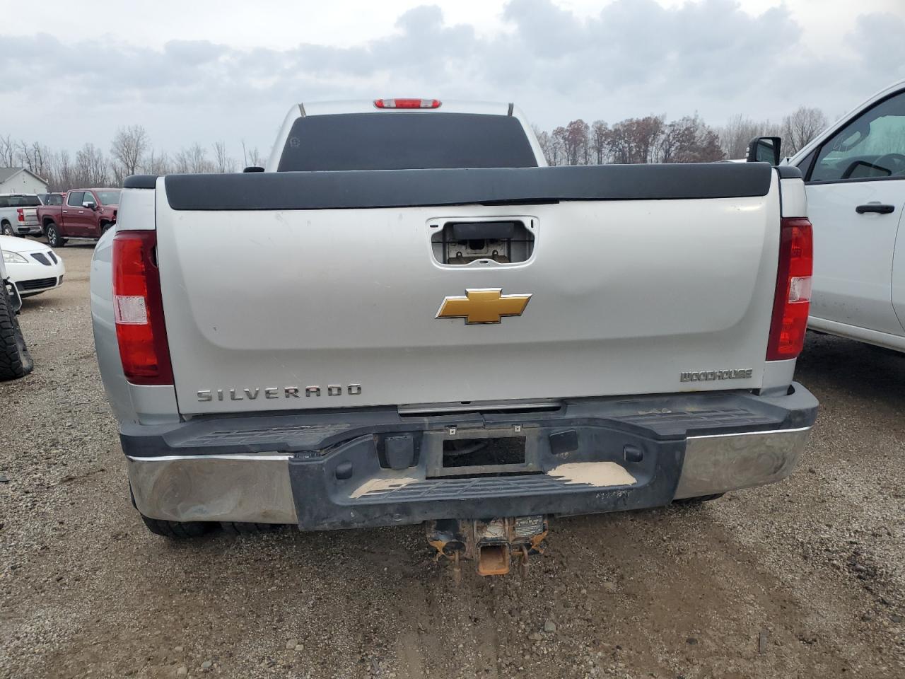 2014 CHEVROLET SILVERADO K3500 LT photo 6