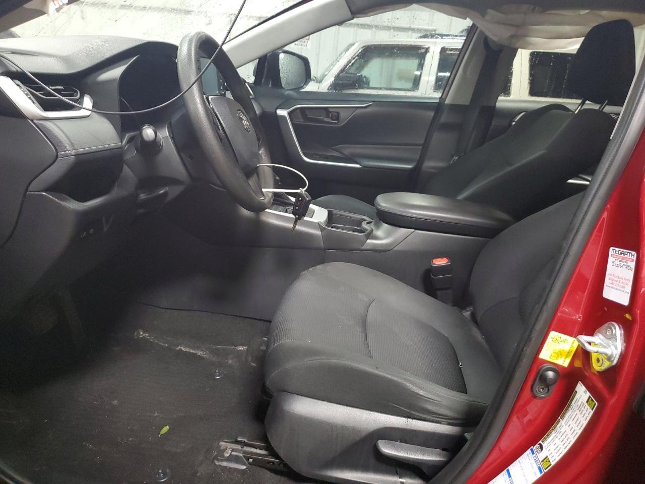 2021 TOYOTA RAV4 LE photo 19