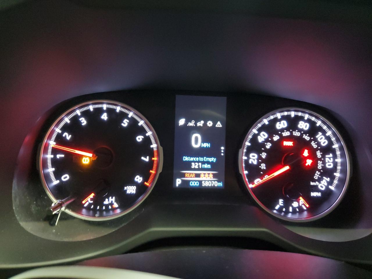 2021 TOYOTA RAV4 LE photo 25