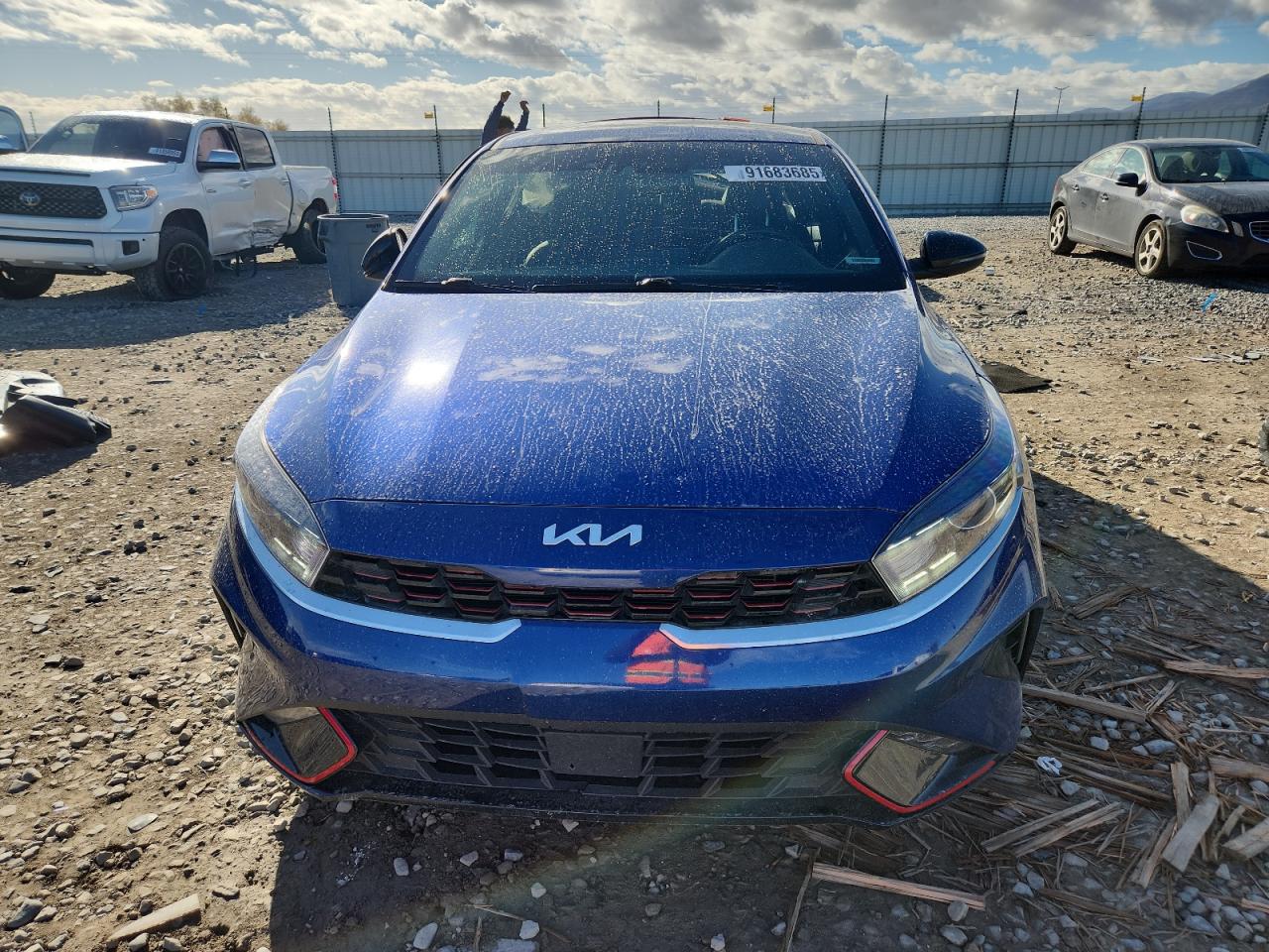 2024 KIA FORTE photo 9