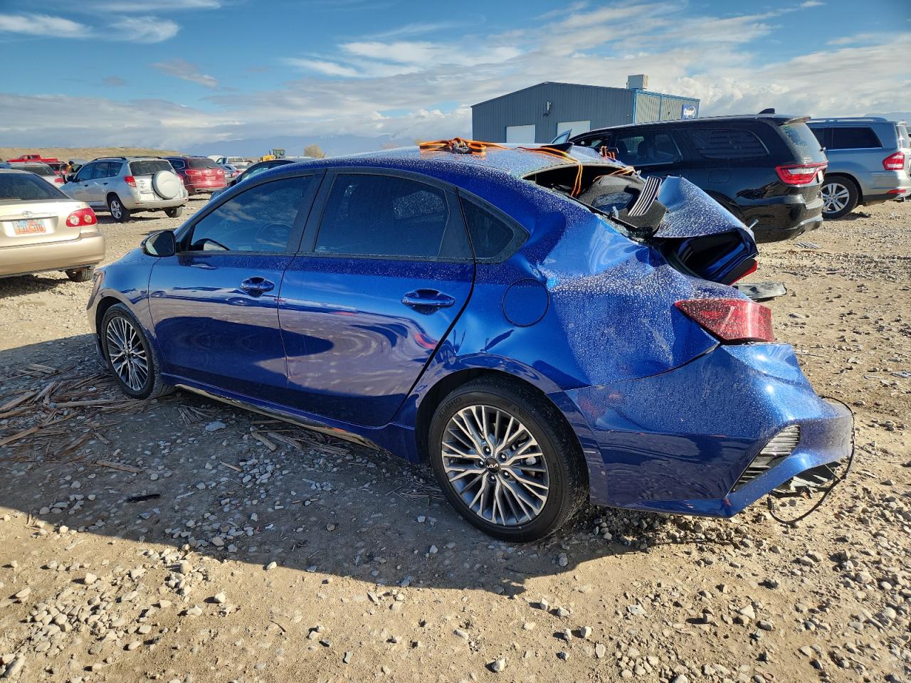 2024 KIA FORTE photo 3