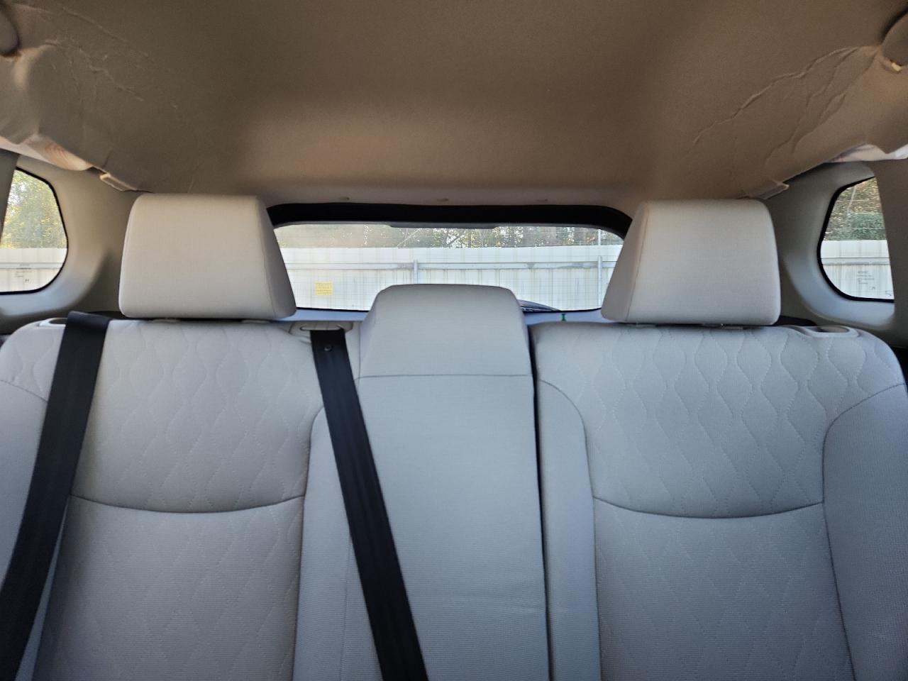 2024 TOYOTA COROLLA CROSS LE photo 10