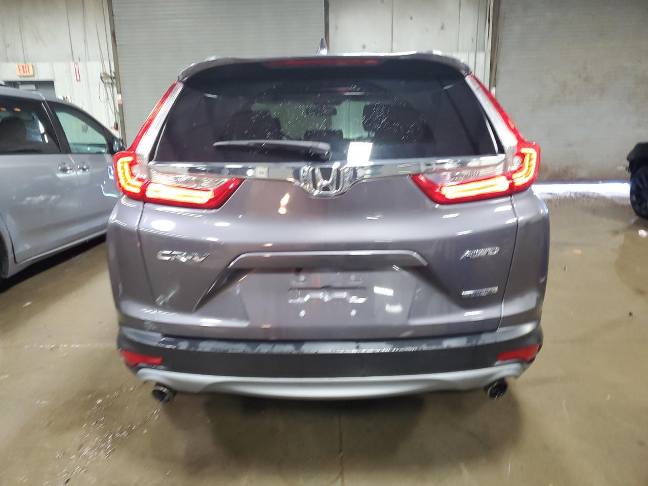 2018 HONDA CR-V TOURING photo 6