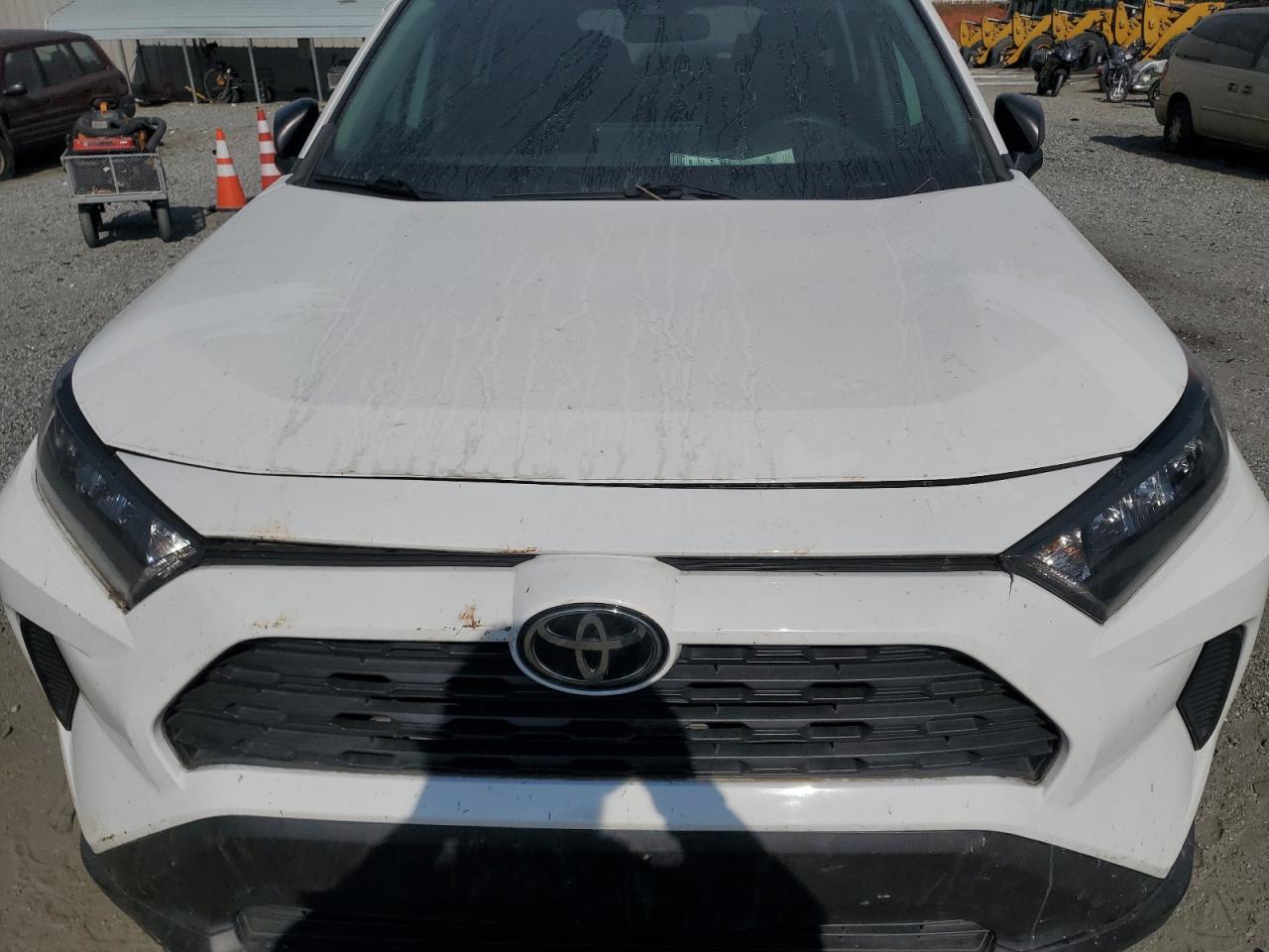 2021 TOYOTA RAV4 LE photo 21