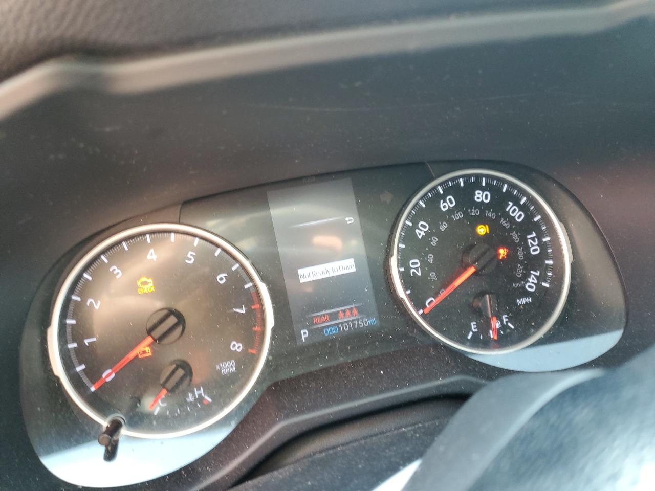 2021 TOYOTA RAV4 LE photo 17