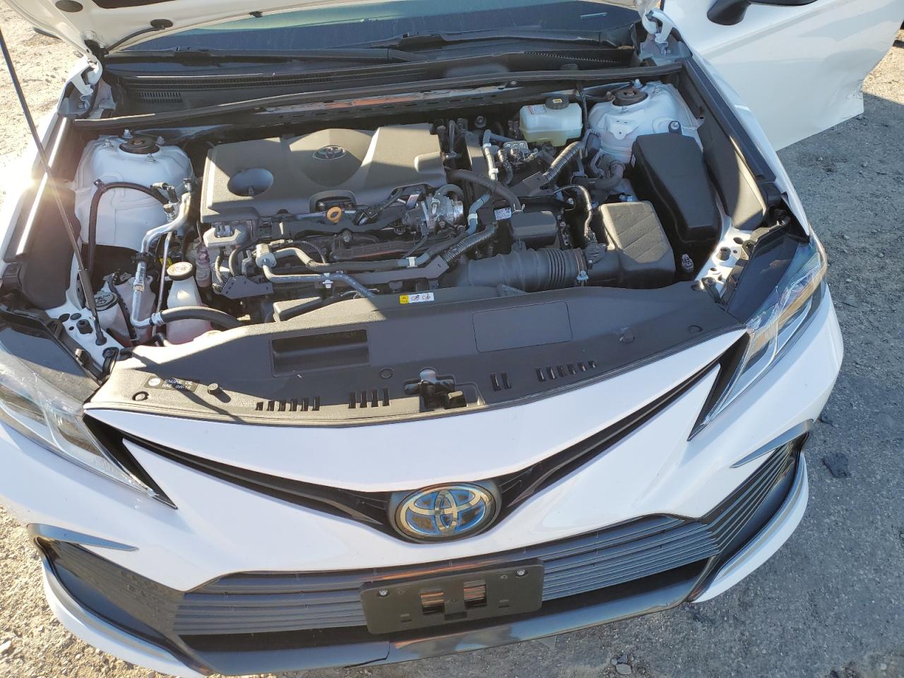 2021 TOYOTA CAMRY LE photo 11