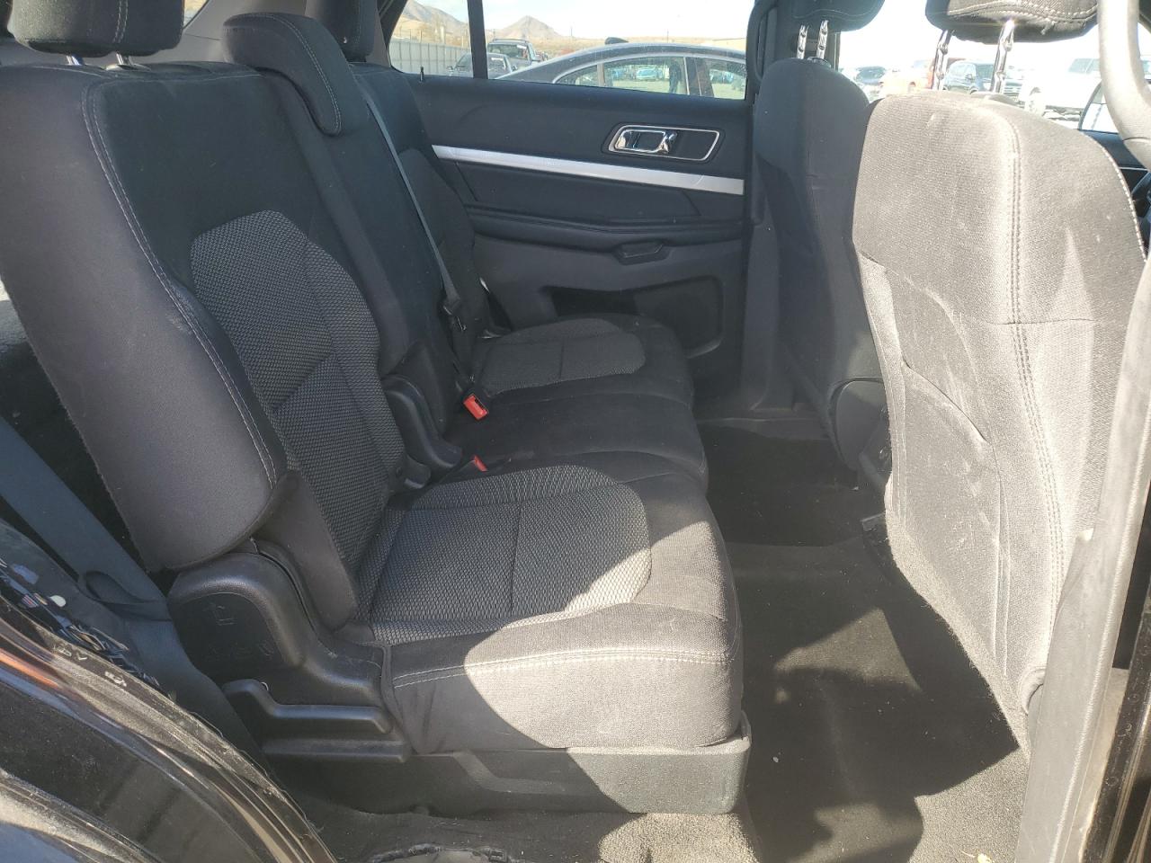 2017 FORD EXPLORER XLT photo 19