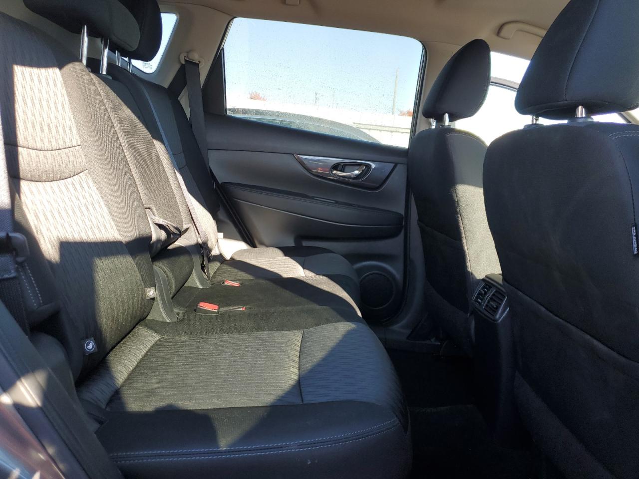 2018 NISSAN ROGUE S photo 21