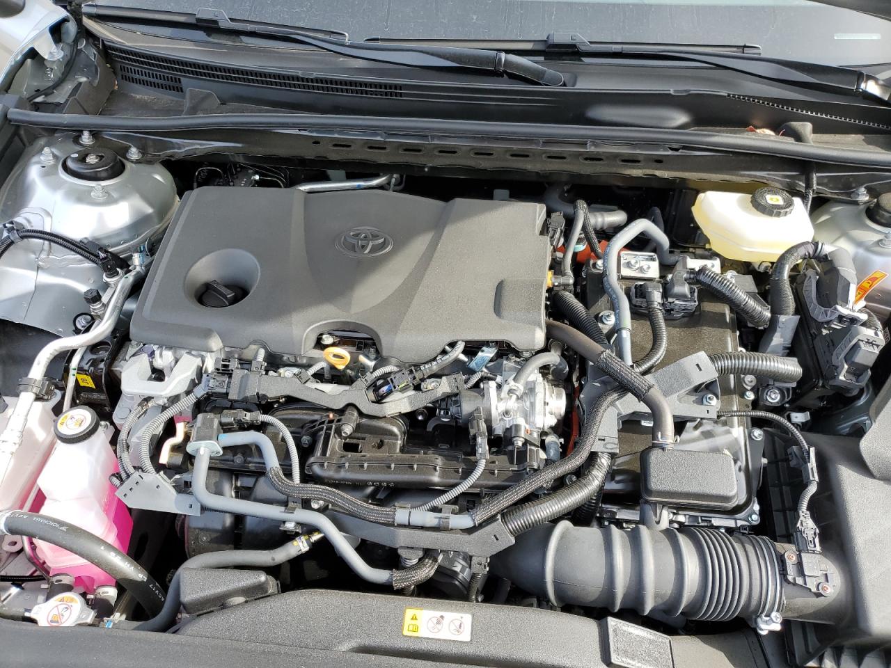 2025 TOYOTA CAMRY XSE photo 11