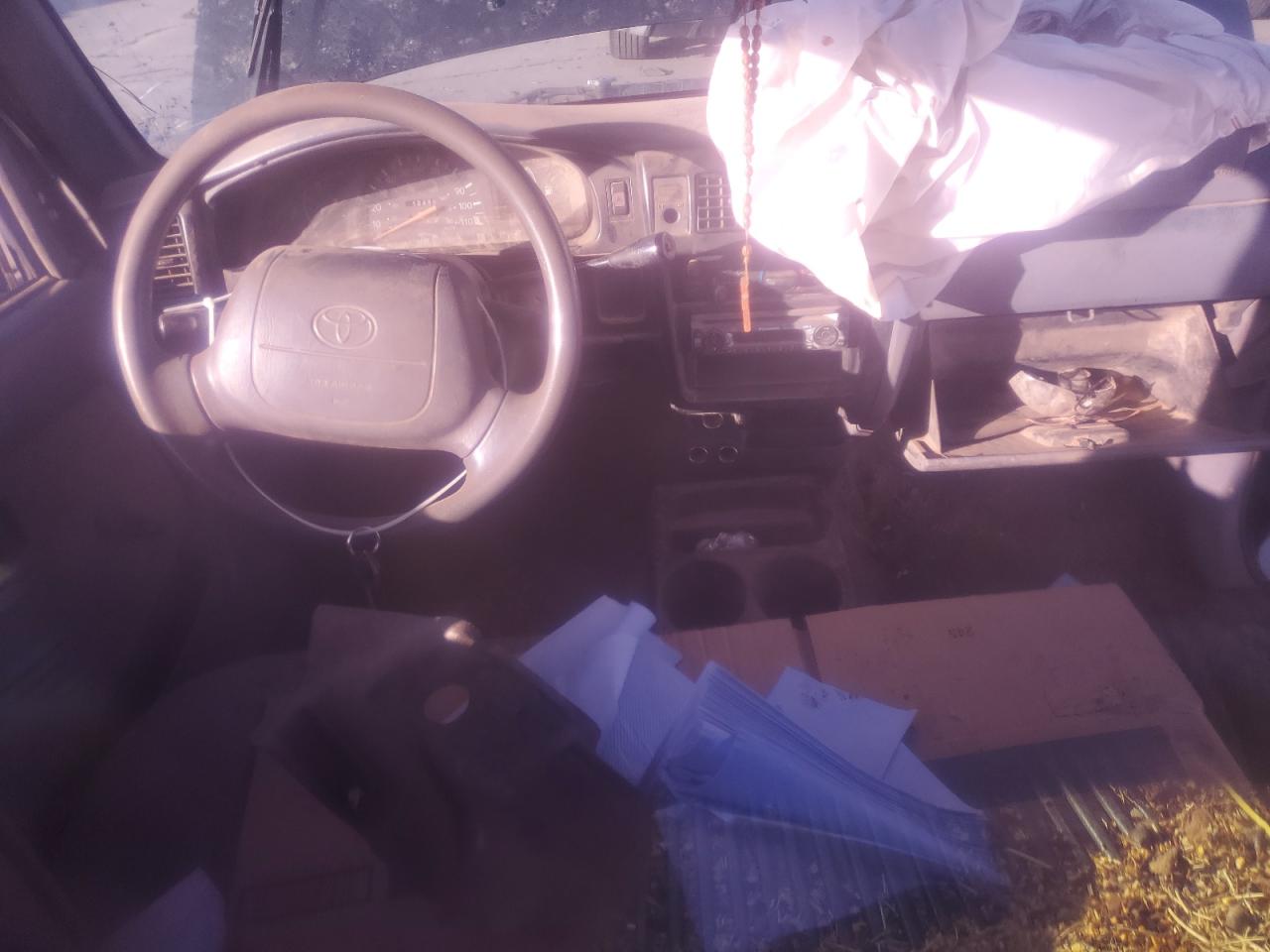 1999 TOYOTA TACOMA photo 8