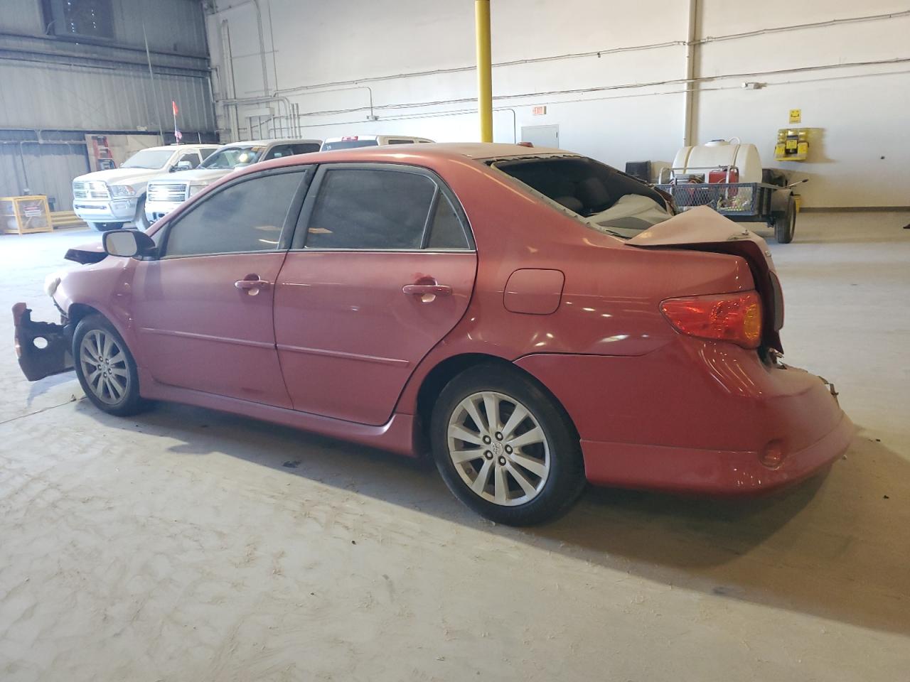2010 TOYOTA COROLLA photo 2
