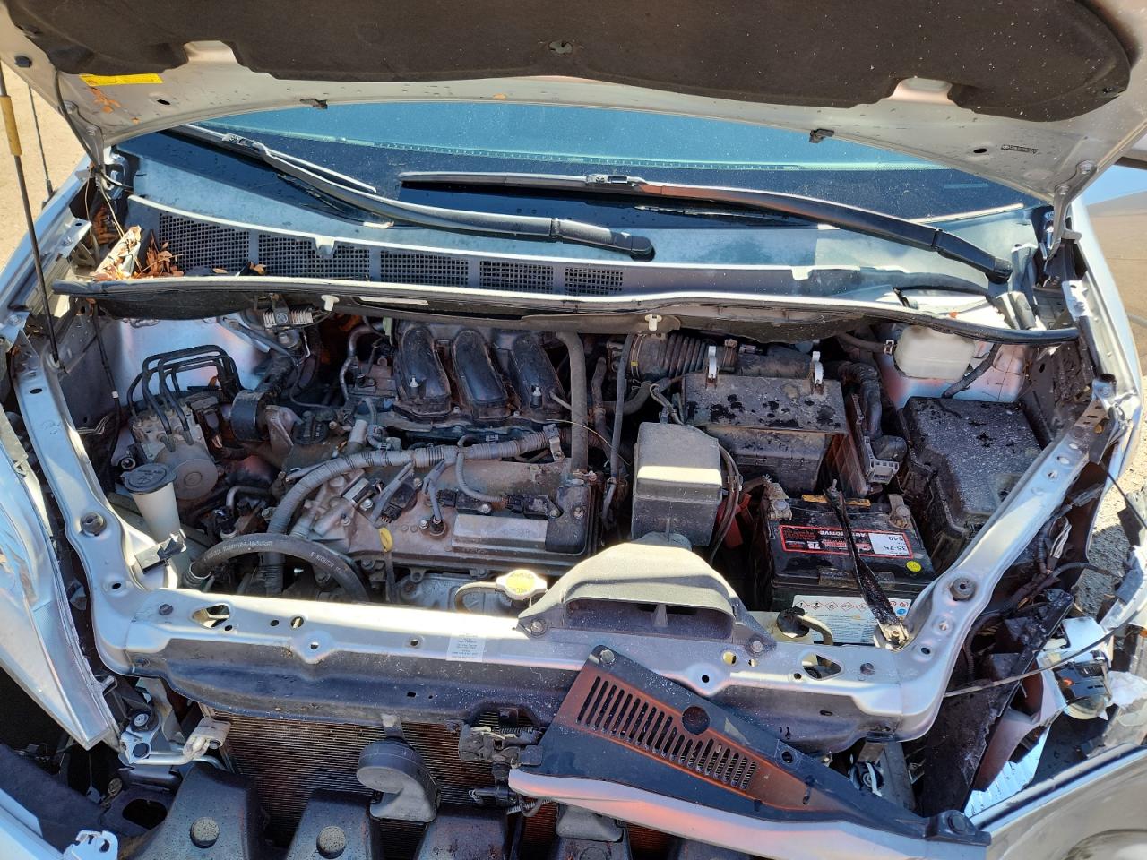 2013 TOYOTA SIENNA XLE photo 12